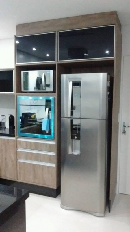 Portas para Móveis de Cozinha Preço Caieiras - Porta Deslizante com Tv Embutida